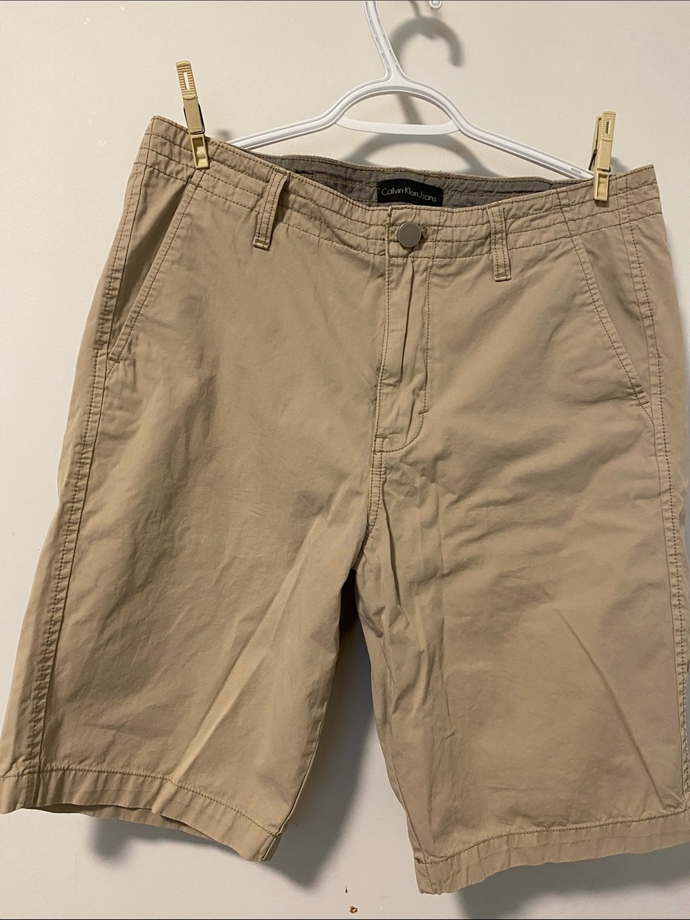 Calvin Klein Men’s Beige Flat-Front Casual Shorts